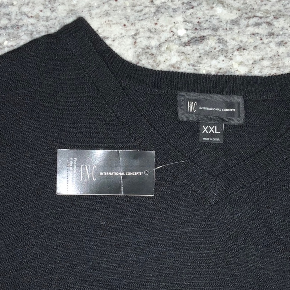 Sweater - Picture 3 of 3